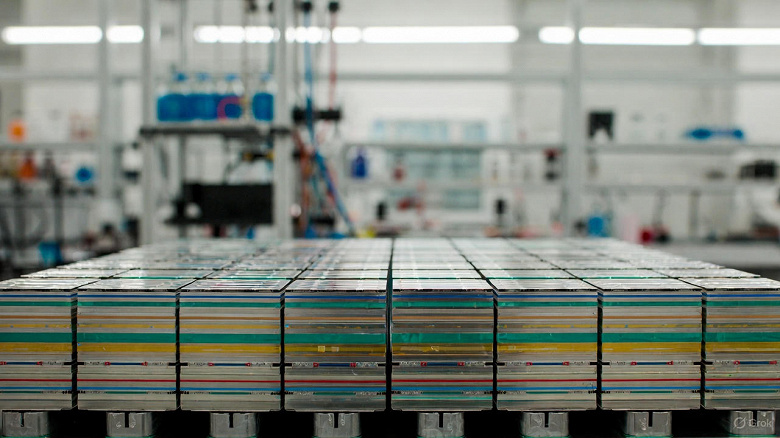 Прорыв в технологии твердотельных батарей: достигнута плотность энергии в 824 Вт&middot;ч/кг